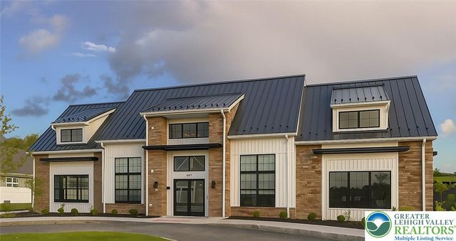 7963 August Avenue, Lower Macungie Twp, PA 18031