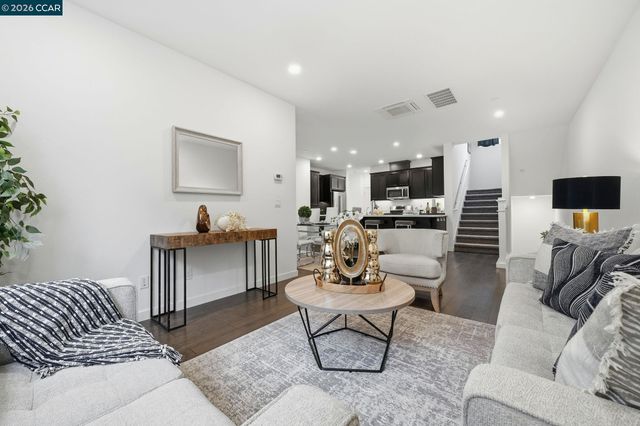 5862 Cadence ave, Dublin, CA 94568