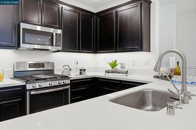 5862 Cadence ave, Dublin, CA 94568