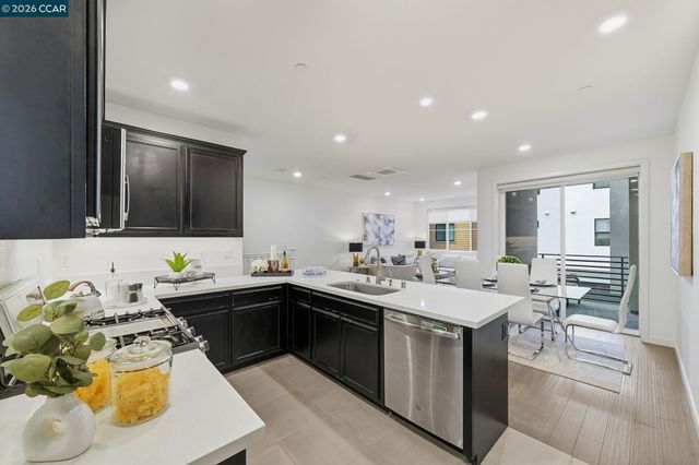 5862 Cadence ave, Dublin, CA 94568