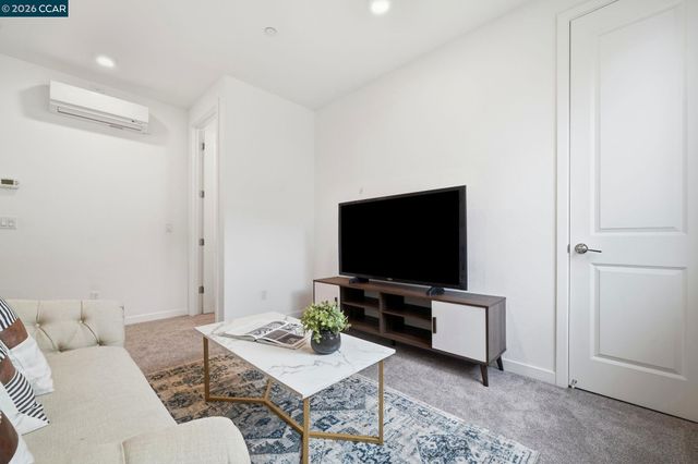 5862 Cadence ave, Dublin, CA 94568