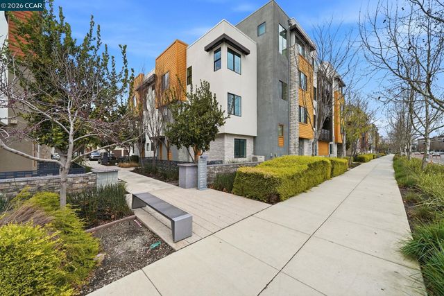 5862 Cadence ave, Dublin, CA 94568