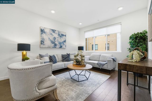 5862 Cadence ave, Dublin, CA 94568