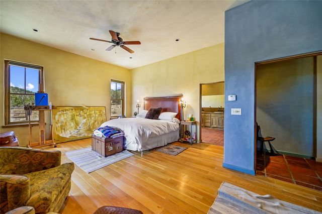 35 Vista Del Oro, Cerrillos, NM 87010