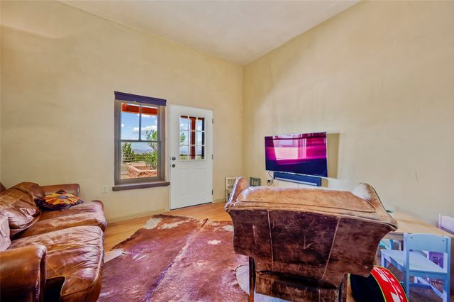 35 Vista Del Oro, Cerrillos, NM 87010