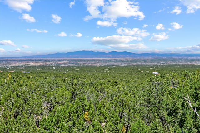 35 Vista Del Oro, Cerrillos, NM 87010