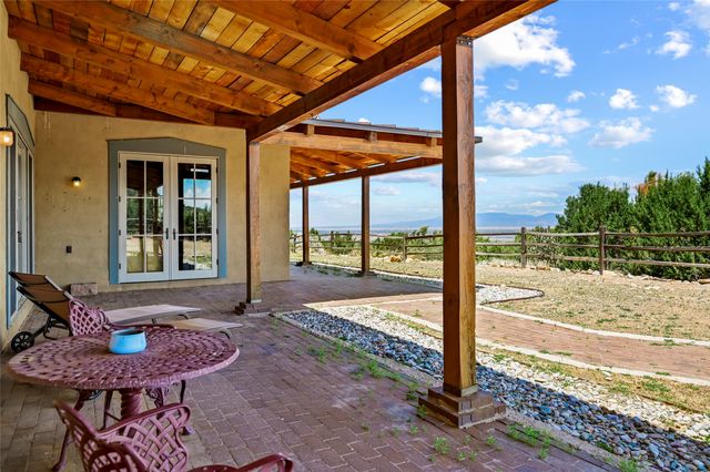 35 Vista Del Oro, Cerrillos, NM 87010