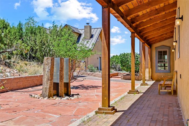 35 Vista Del Oro, Cerrillos, NM 87010