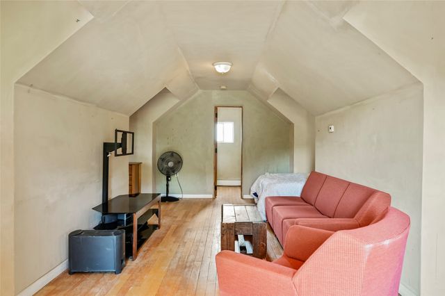 35 Vista Del Oro, Cerrillos, NM 87010