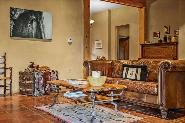 35 Vista Del Oro, Cerrillos, NM 87010