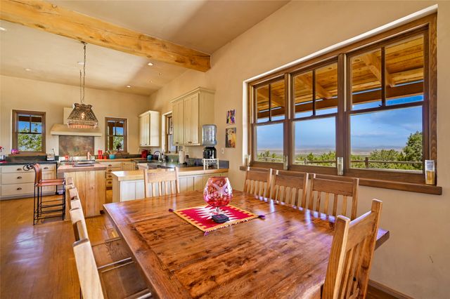 35 Vista Del Oro, Cerrillos, NM 87010