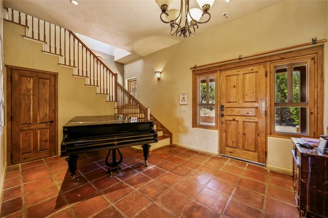 35 Vista Del Oro, Cerrillos, NM 87010