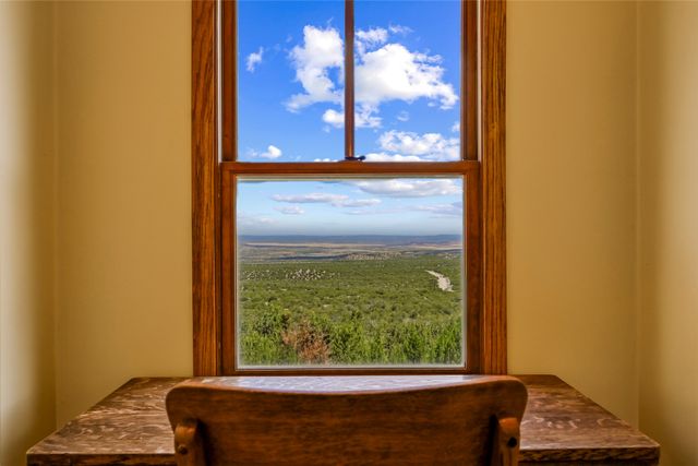 35 Vista Del Oro, Cerrillos, NM 87010