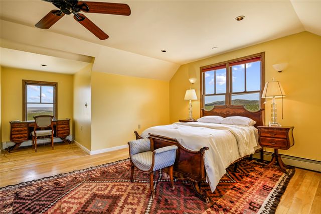 35 Vista Del Oro, Cerrillos, NM 87010