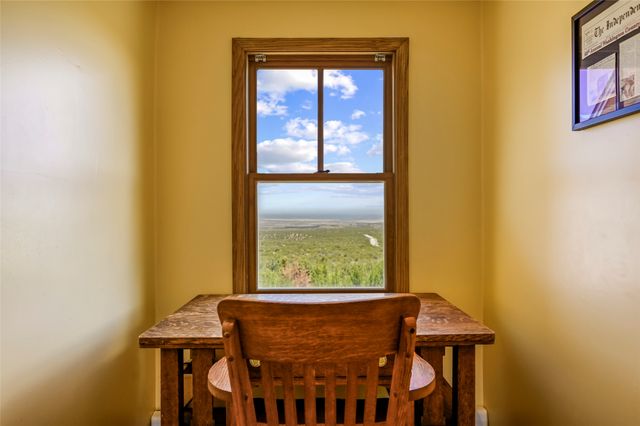 35 Vista Del Oro, Cerrillos, NM 87010