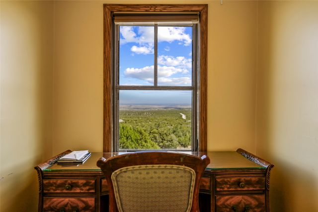 35 Vista Del Oro, Cerrillos, NM 87010
