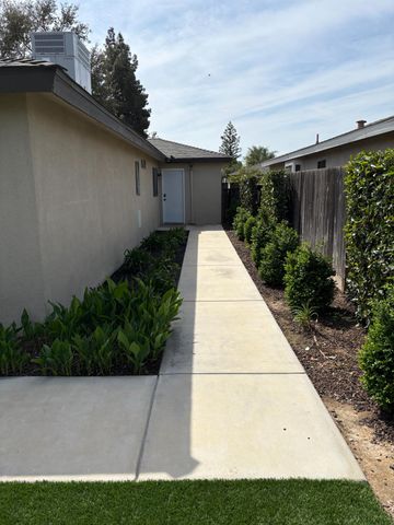 4324 N Cornelia Avenue, Fresno, CA 93722