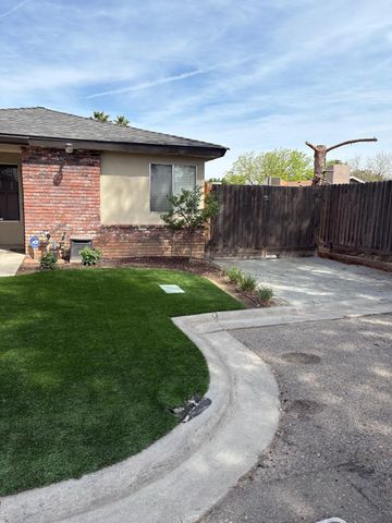 4324 N Cornelia Avenue, Fresno, CA 93722