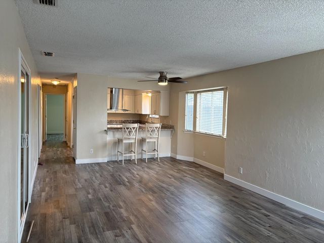 4324 N Cornelia Avenue, Fresno, CA 93722