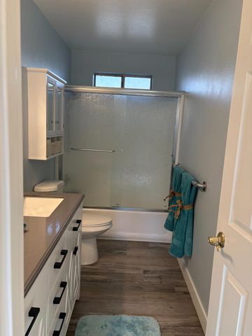 4324 N Cornelia Avenue, Fresno, CA 93722