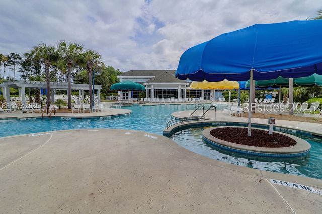 10 Fairforest Ln, Bluffton, SC 29909