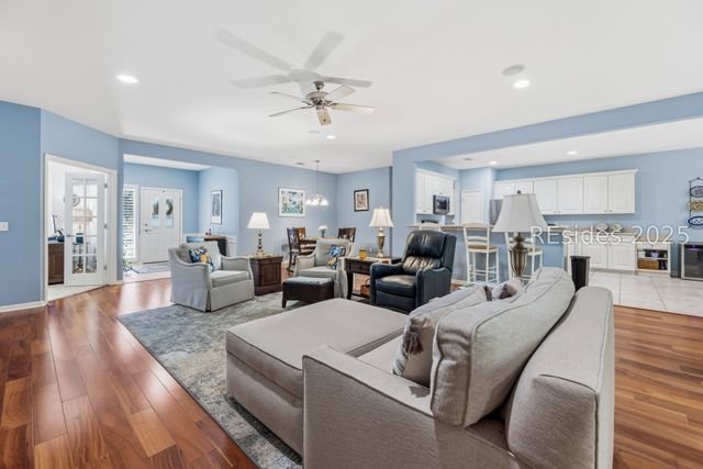 10 Fairforest Ln, Bluffton, SC 29909