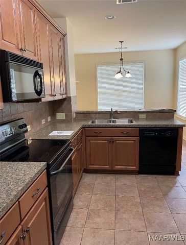 9520 Helmsley Circle, Montgomery, AL 36117