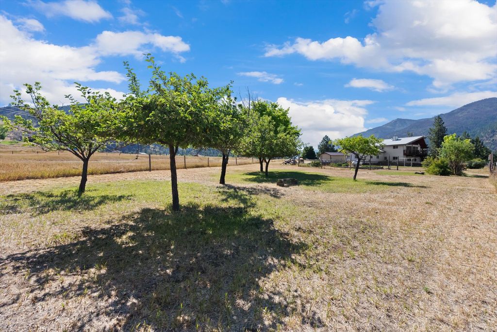 Image 30 of property listing at 4 Sunset Court, Plains, MT 59859