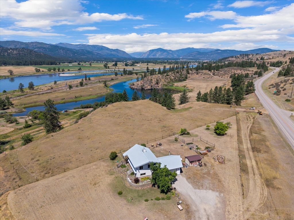 Image 39 of property listing at 4 Sunset Court, Plains, MT 59859