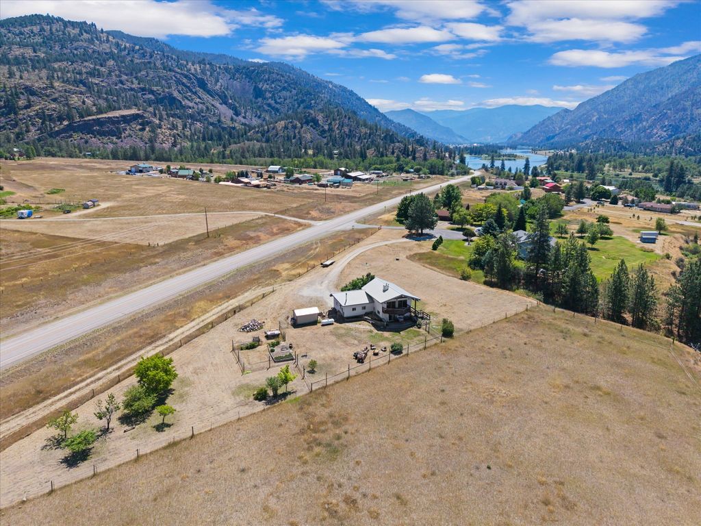 Image 40 of property listing at 4 Sunset Court, Plains, MT 59859