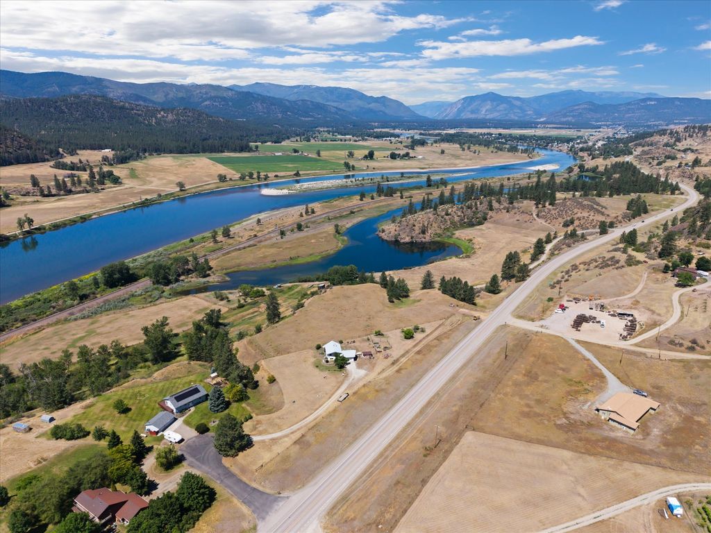 Image 43 of property listing at 4 Sunset Court, Plains, MT 59859