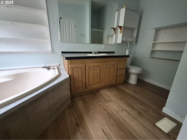 140 Sw BIRCH Ave, Warrenton, OR 97146