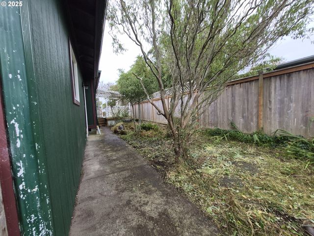 140 Sw BIRCH Ave, Warrenton, OR 97146