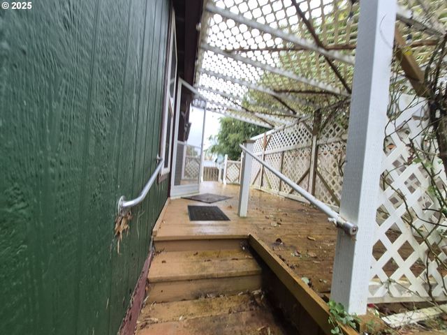 140 Sw BIRCH Ave, Warrenton, OR 97146