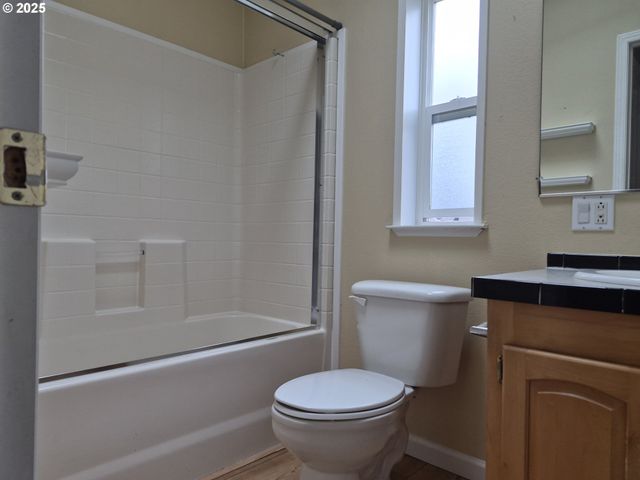 140 Sw BIRCH Ave, Warrenton, OR 97146