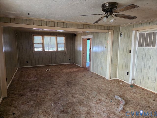 688 Pegram St, Petersburg, VA 23803