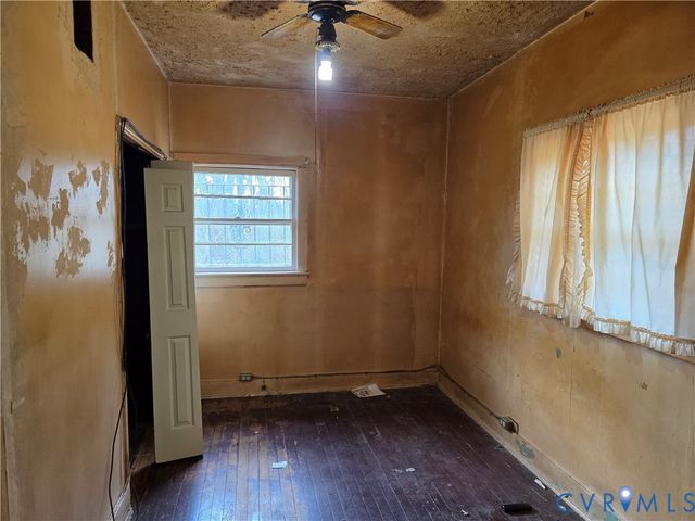 688 Pegram St, Petersburg, VA 23803