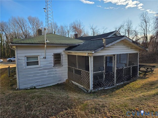 688 Pegram St, Petersburg, VA 23803