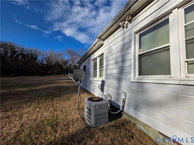 688 Pegram St, Petersburg, VA 23803