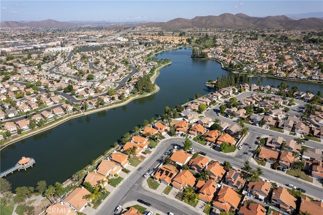 30055 Calle Belcanto, Menifee, CA 92584