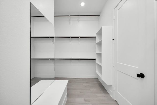 9514 Chateau Hill, Iowa Colony, TX 77578