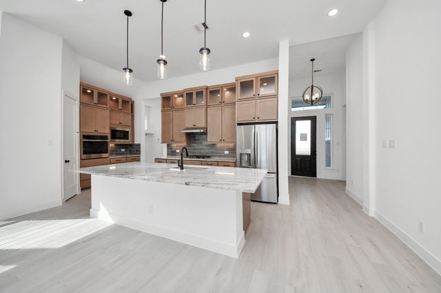 9514 Chateau Hill, Iowa Colony, TX 77578