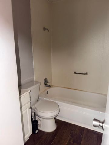 1604 W Childress Street, Morrilton, AR 72110