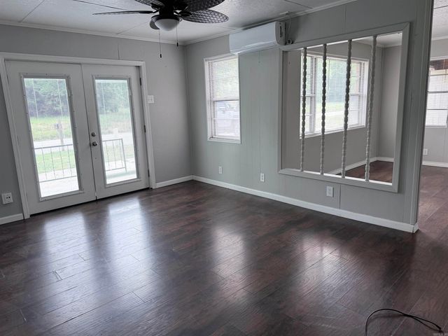 1604 W Childress Street, Morrilton, AR 72110