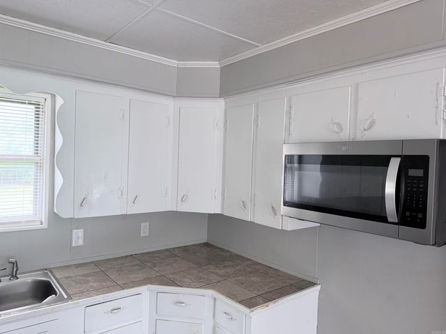 1604 W Childress Street, Morrilton, AR 72110