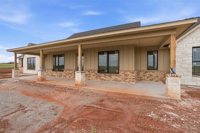 5108 SW Bishop Rd, Lawton, OK 73505