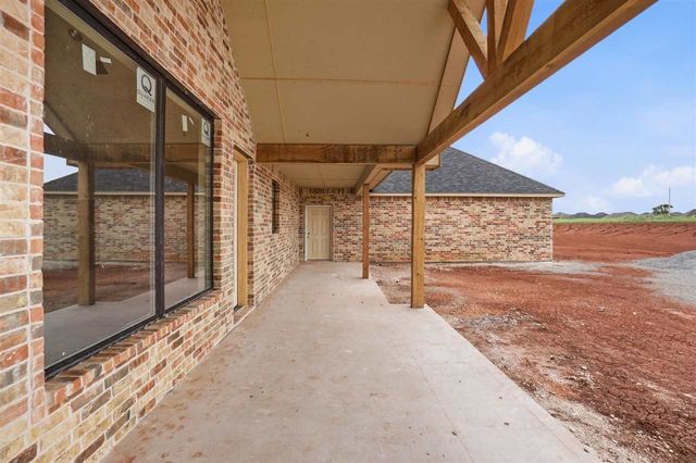 5108 SW Bishop Rd, Lawton, OK 73505