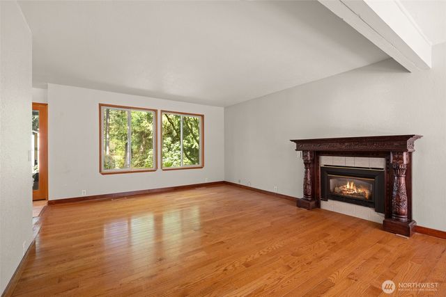 16816 43rd Street Ct E, Lake Tapps, WA 98391