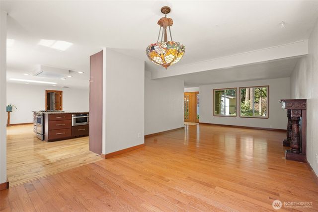 16816 43rd Street Ct E, Lake Tapps, WA 98391