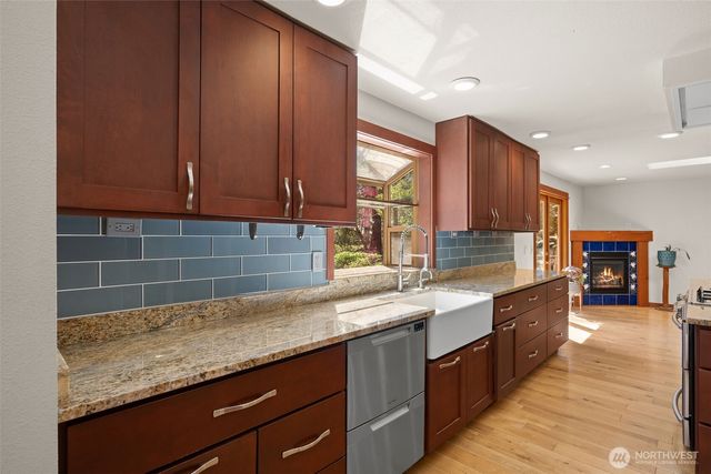 16816 43rd Street Ct E, Lake Tapps, WA 98391